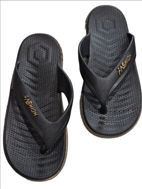 Sporty Black & Gold "FASHION" Flip-Flops Sandals - Size 40/41.